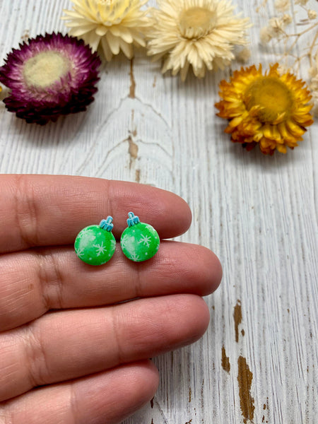 Christmas gift earring // Christmas earring // christmas // holiday // earring // jewelry // gift for her // stud earring // hypoallergenic