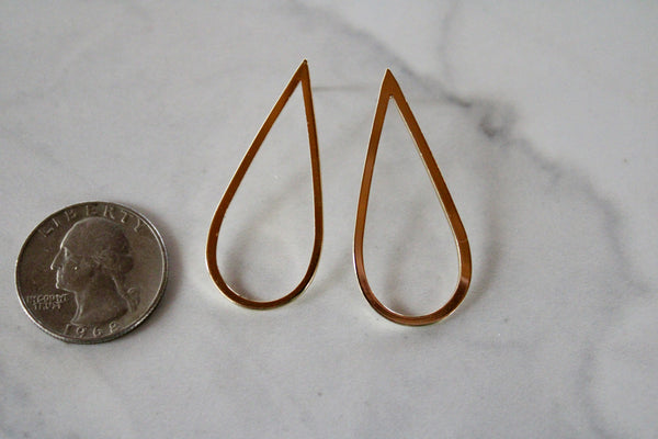 golden minimalist teardrop post earrings
