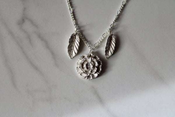 .999 silver rose necklace