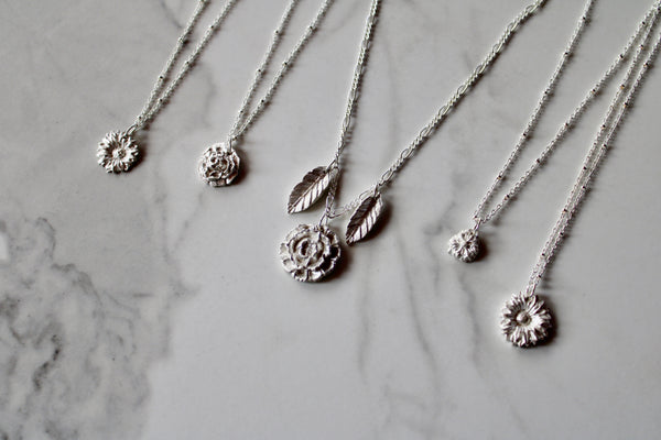 .999 silver rose necklace