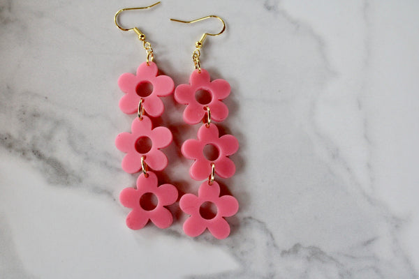 hot pink daisy dangle earrings