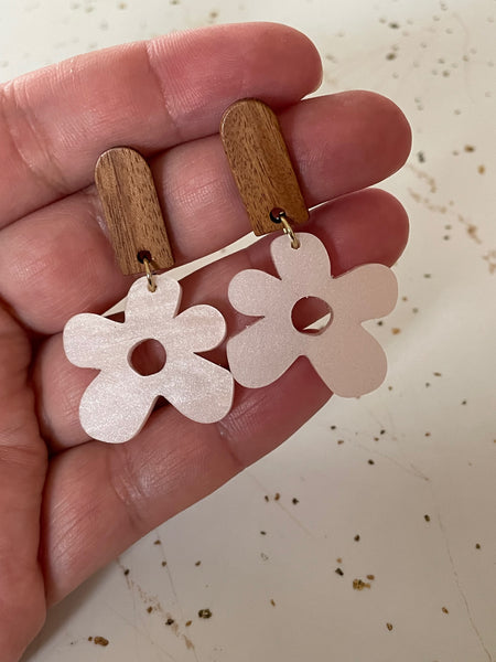 pearl white acrylic flower dangle earring