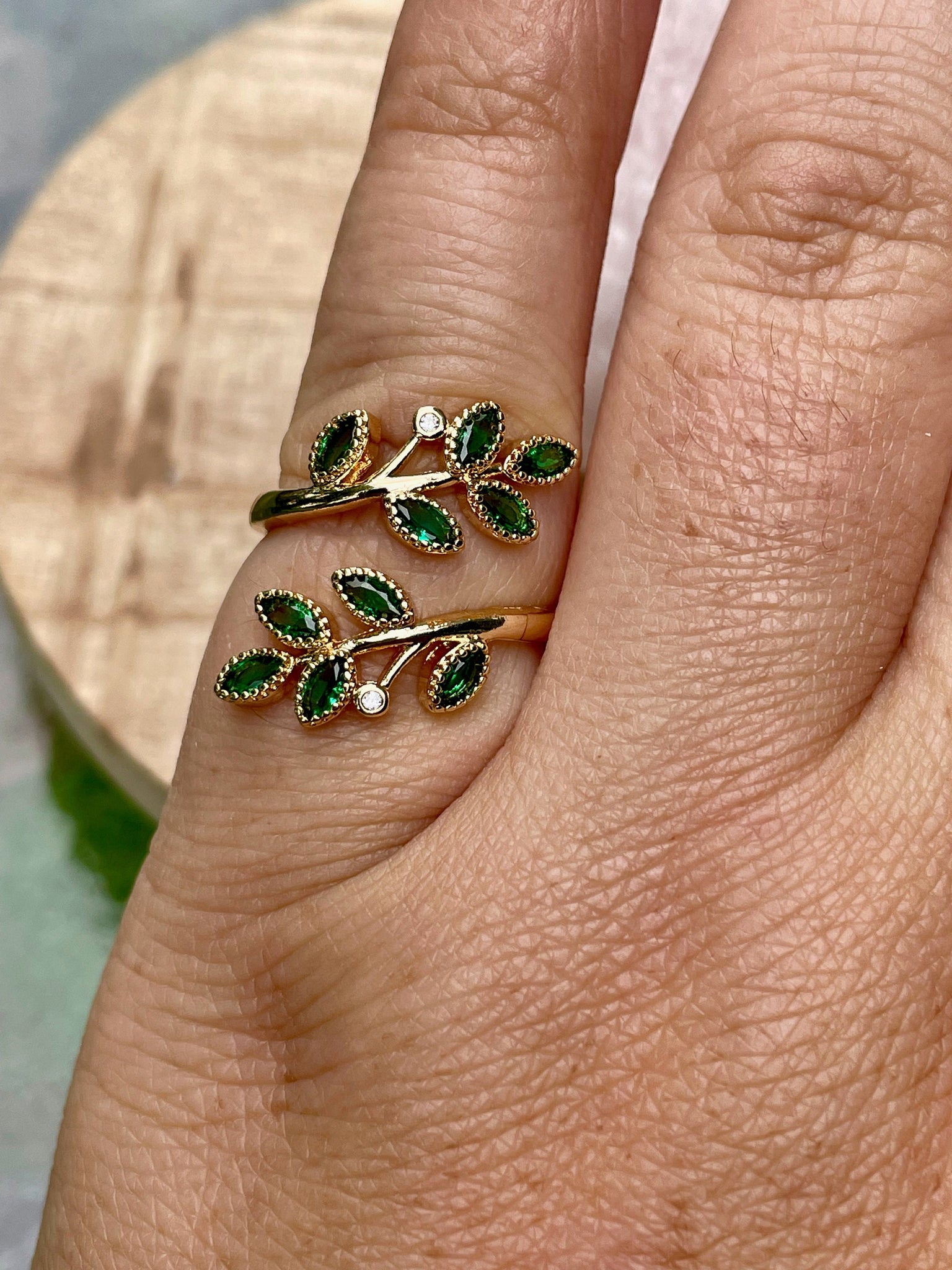 adjustable gold ring, emerald leaf vine ring, adjustable ring, gold ring, jewelry, gift, gift for her, summer jewelry, statement ring