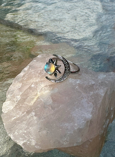 silver labradorite ring, crescent moon ring, labradorite jewelry, silver ring, celestial ring, gift, gift for her, christmas, holiday, ring